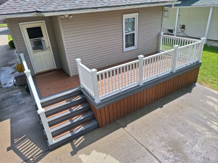 What Should Homeowners Know Before Building a New Deck?